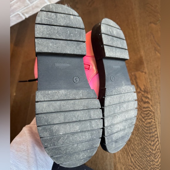 Girl’s Art Class Metallic Pink Combat Boots - Picture 5 of 5